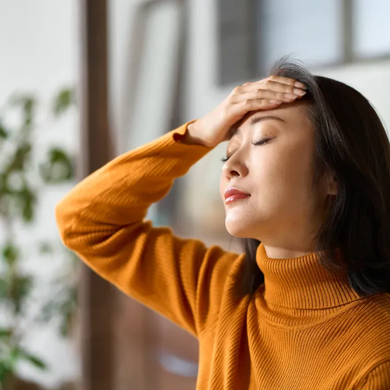 体調不良でも休みにくい